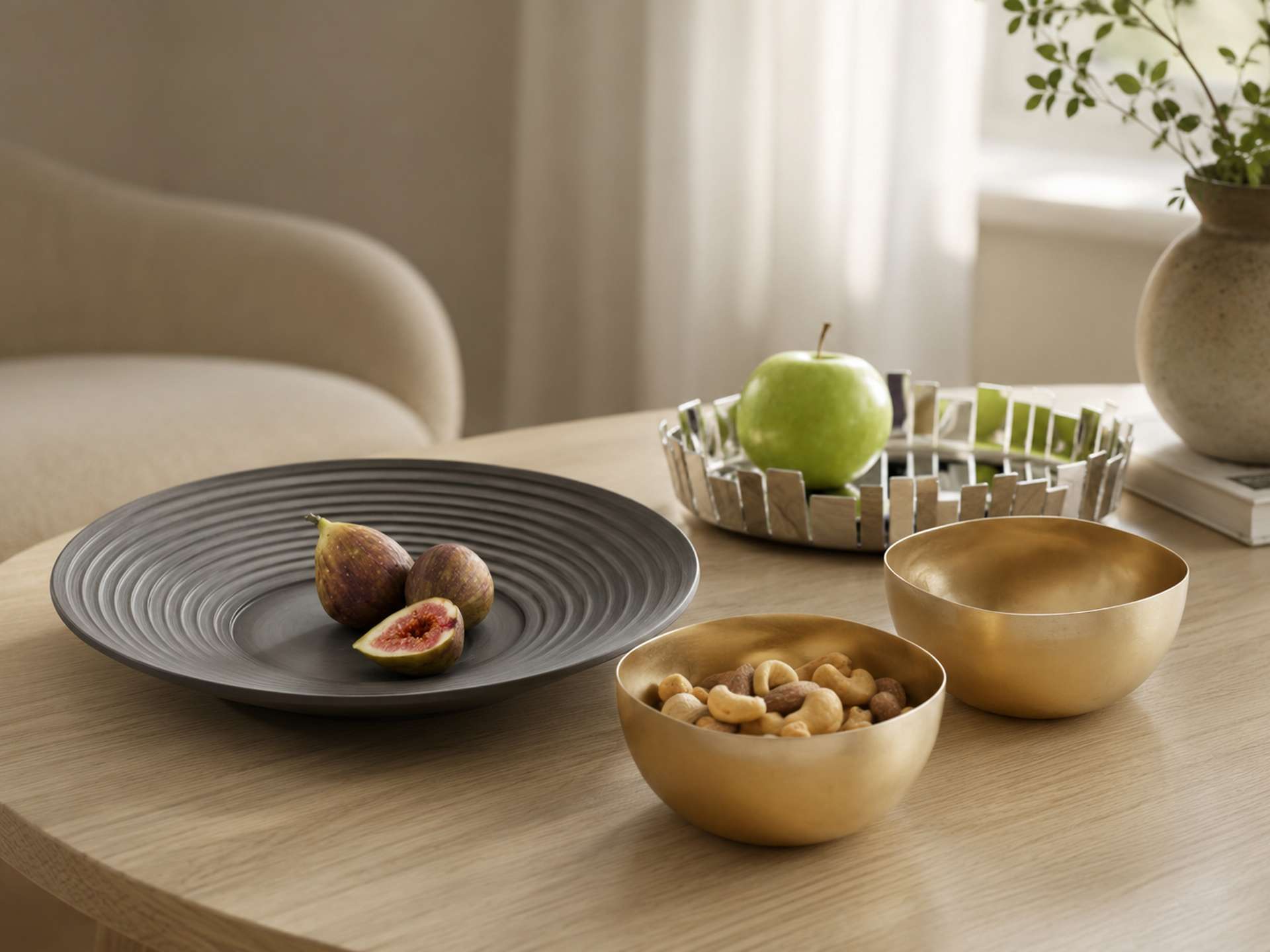 Moderne Dekoschalen für Tisch, Sideboard und dekorative Arrangements