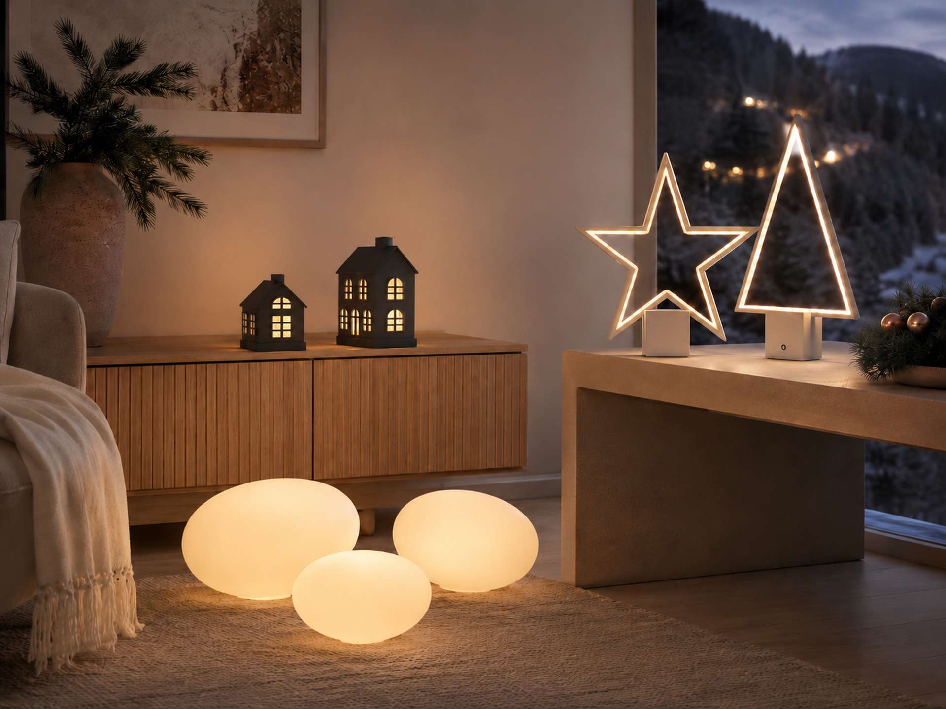 Dekoleuchten entdecken Dekorative Designerleuchte als atmosphärisches Lichtobjekt im Wohnraum