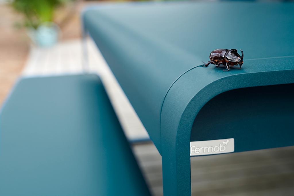 fermob bellevie outdoor-tisch 140x80 cm acapulcoblau