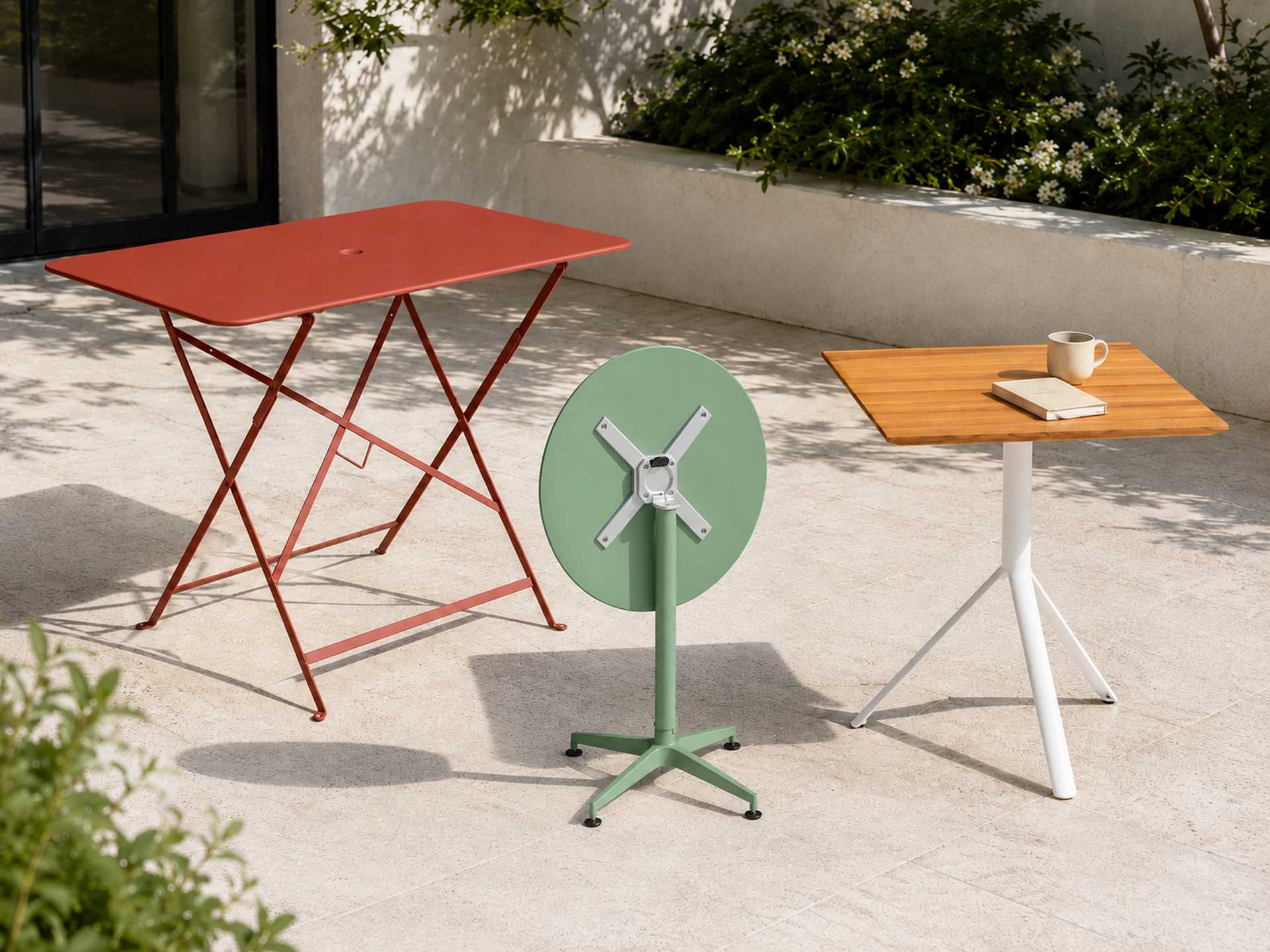 Klappbare Gartentische für flexible Nutzung und platzsparende Aufbewahrung