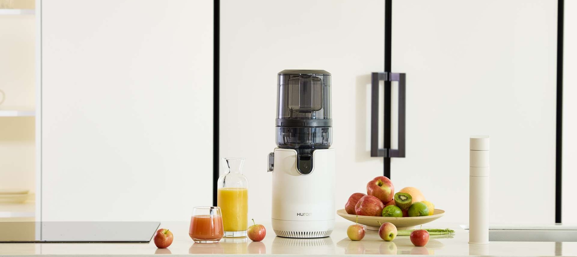 Hurom Entsafter E30-ST weiß mit Saft