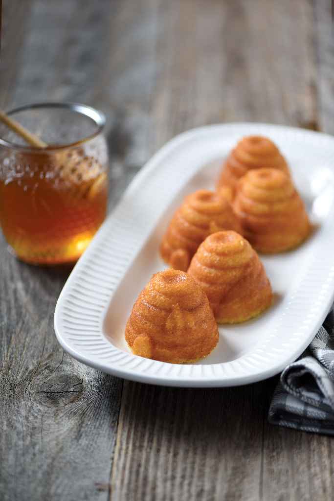 Muffinform Bienenstock Beehive Cakelet Pan Muffinform Bienenstock Beehive Cakelet Pan