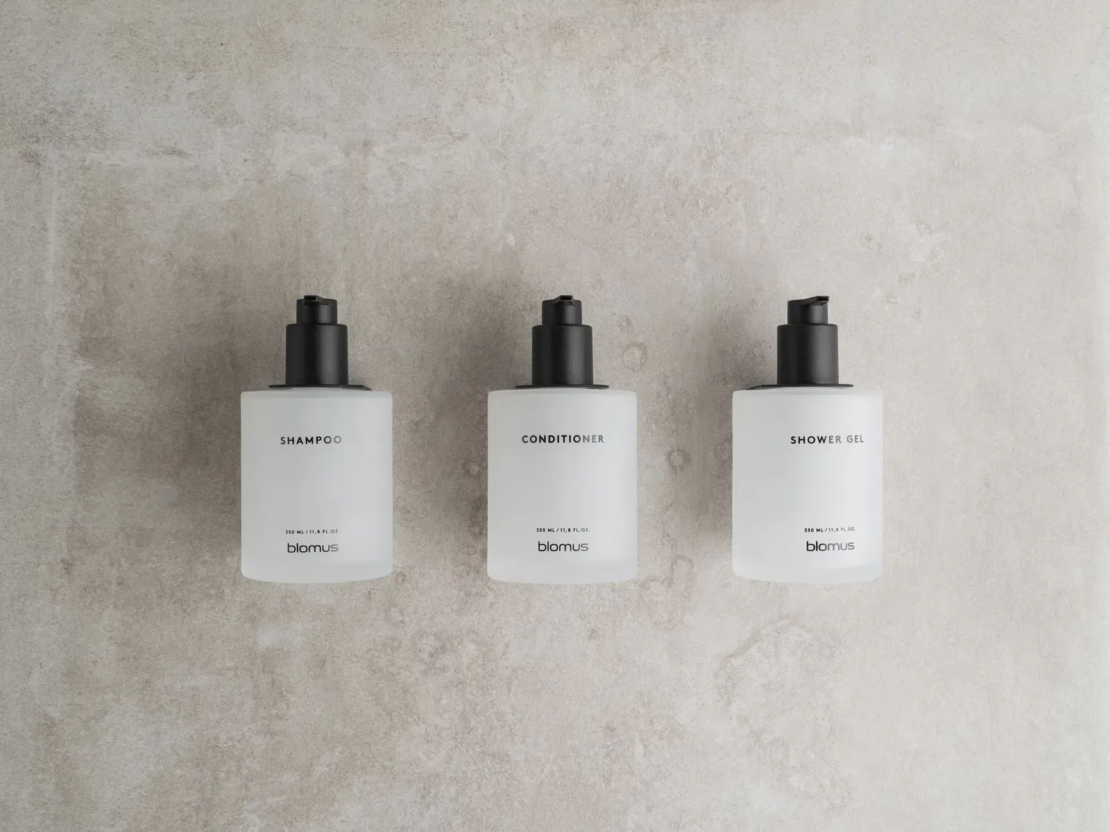 Kirei Shampoo Spender – Glasflasche mit Klebehalterung Weiß