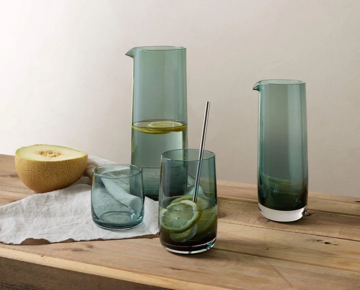 Karaffe Sarabi grün – Designkaraffe 1,2 l aus Glas Karaffe Grau 1,2L