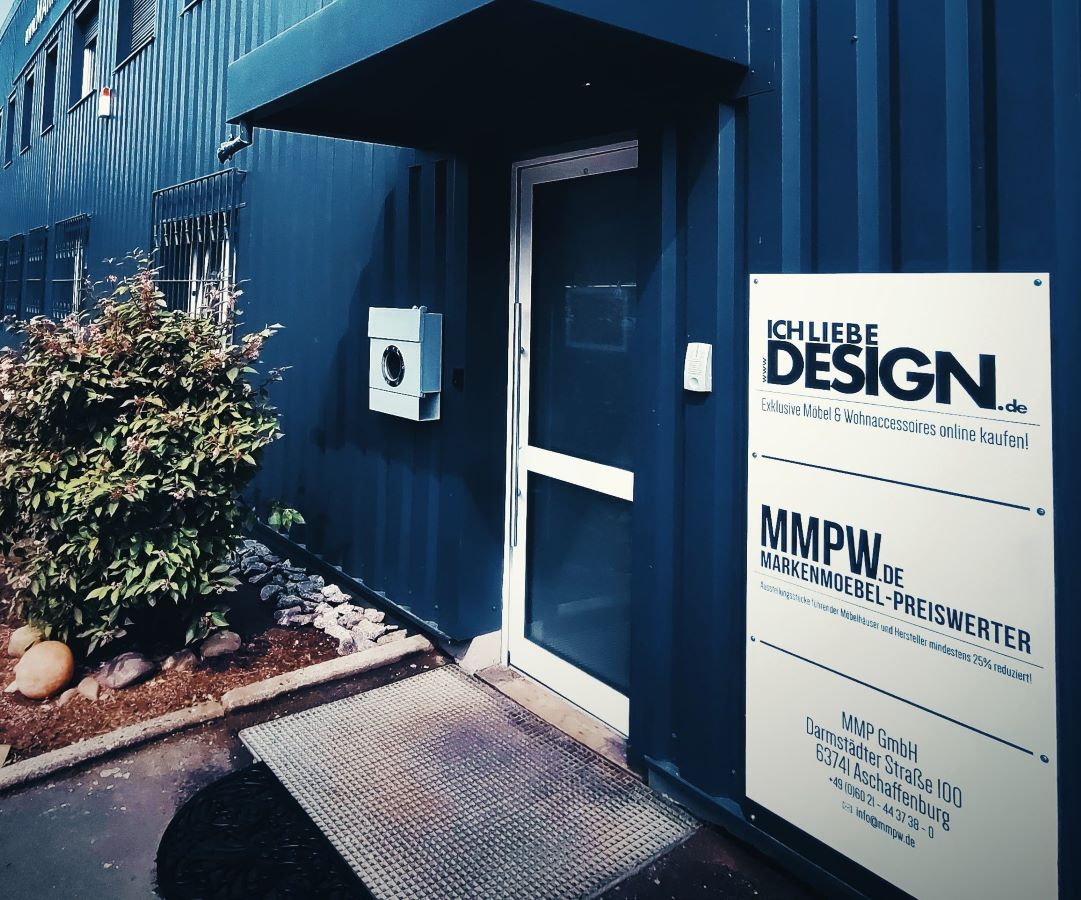 Eingang MMP GmbH Aschaffenburg Eingang zum Gebäude der MMP GmbH in Aschaffenburg