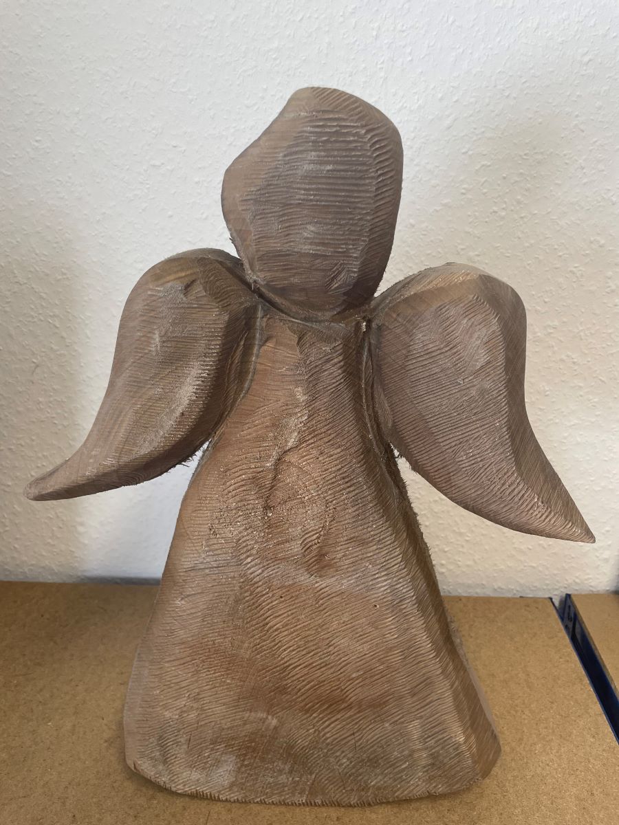 Holz Engel Pappel - sägerauh - grau, h46 cm Sonderpreis Holz Engel Pappel - sägerauh - grau, h46 cm Sonderpreis