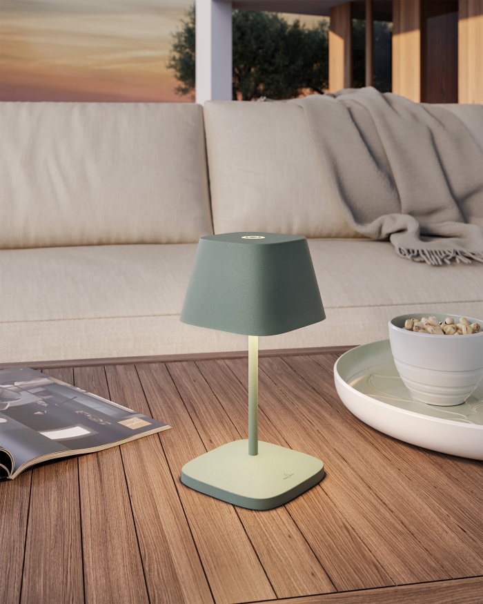 NEAPEL RC - Akku-Tischleuchte In- und Outdoor - inkl. Ladestation weiß