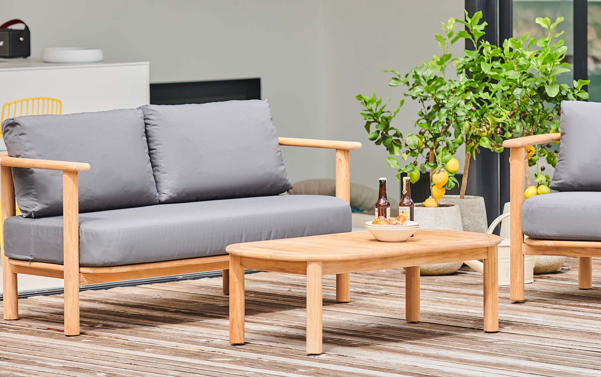 Couchtisch Alva Outdoor aus massivem Teak