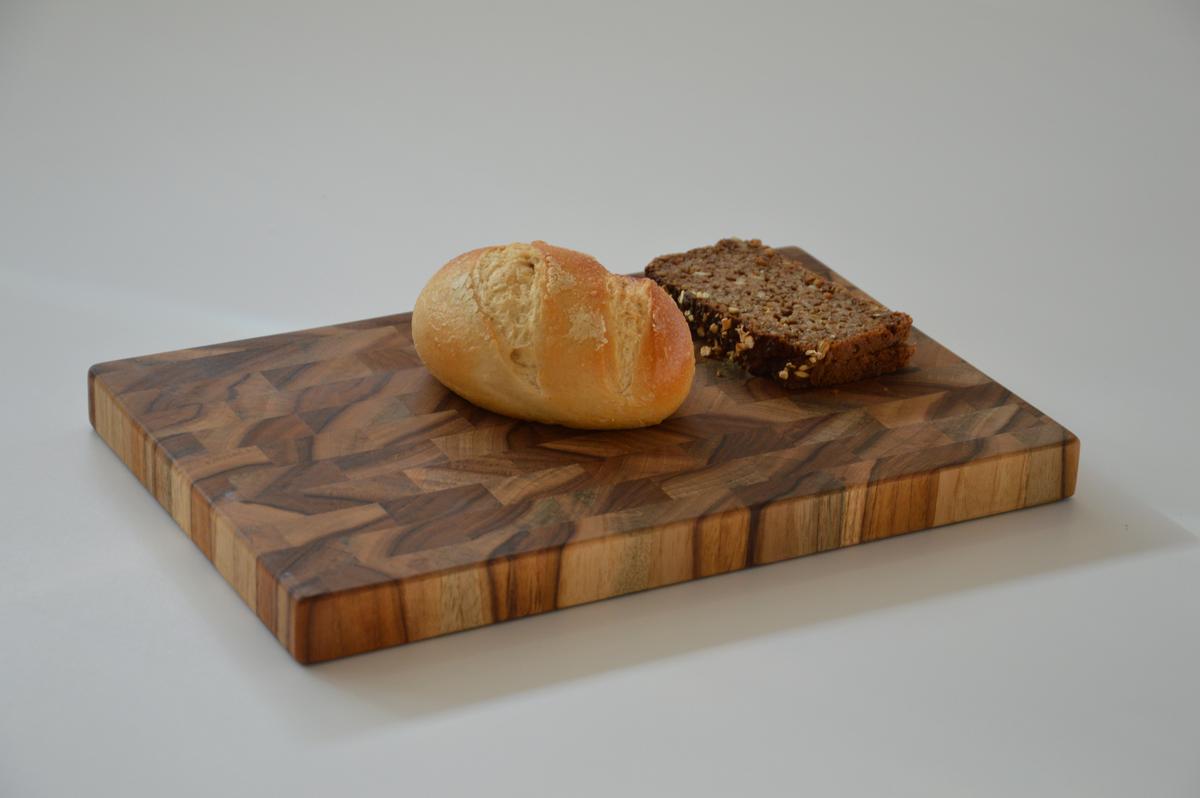 BOARD Schneidebrett Teak M BOARD Schneidebrett Teak M