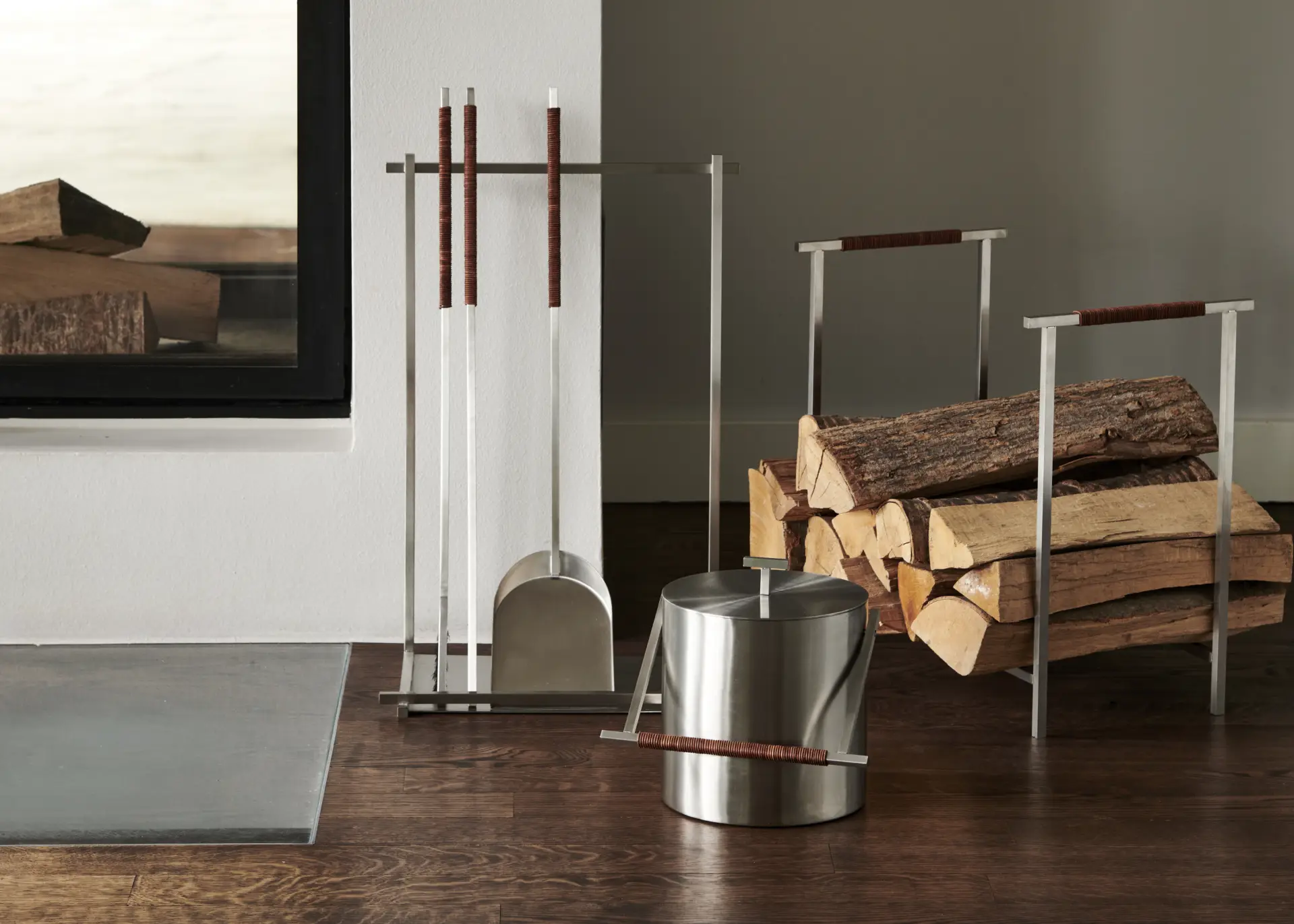 Blomus_AW26_522B_300dpi_68051_68052_68053_ASKA_Kaminholzregal.webp Aska Kaminbesteck Set 4tlg. Edelstahl matt