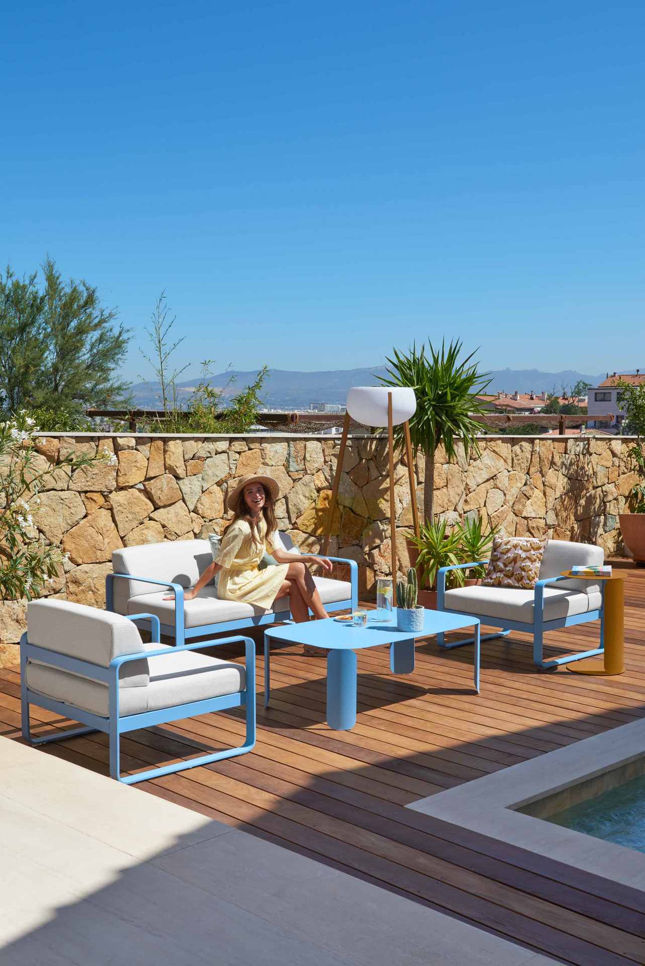 YUNOS Solar Stehleuchte