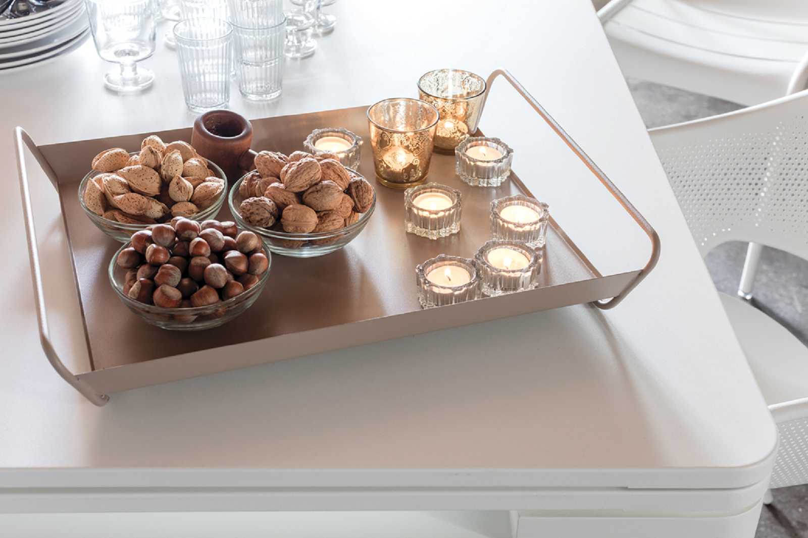 Tablett Alto 53 x 38,5 cm Pesto Tablett Alto 53 x 38,5 cm Kandierte Orange