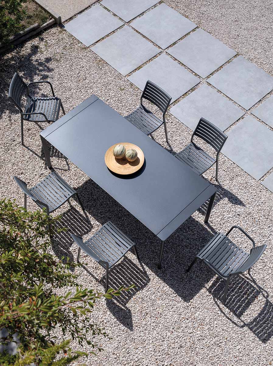 Nina Outdoor Armlehnenstuhl stapelbar Terrakotta