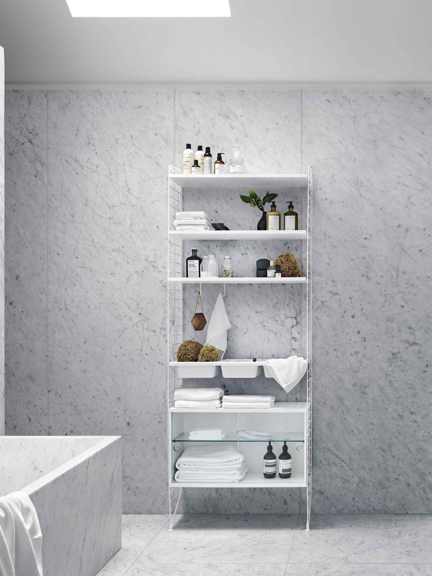 String System Hängeschrank mit Schiebetüren aus Glas Walnuss natur 78/42/30