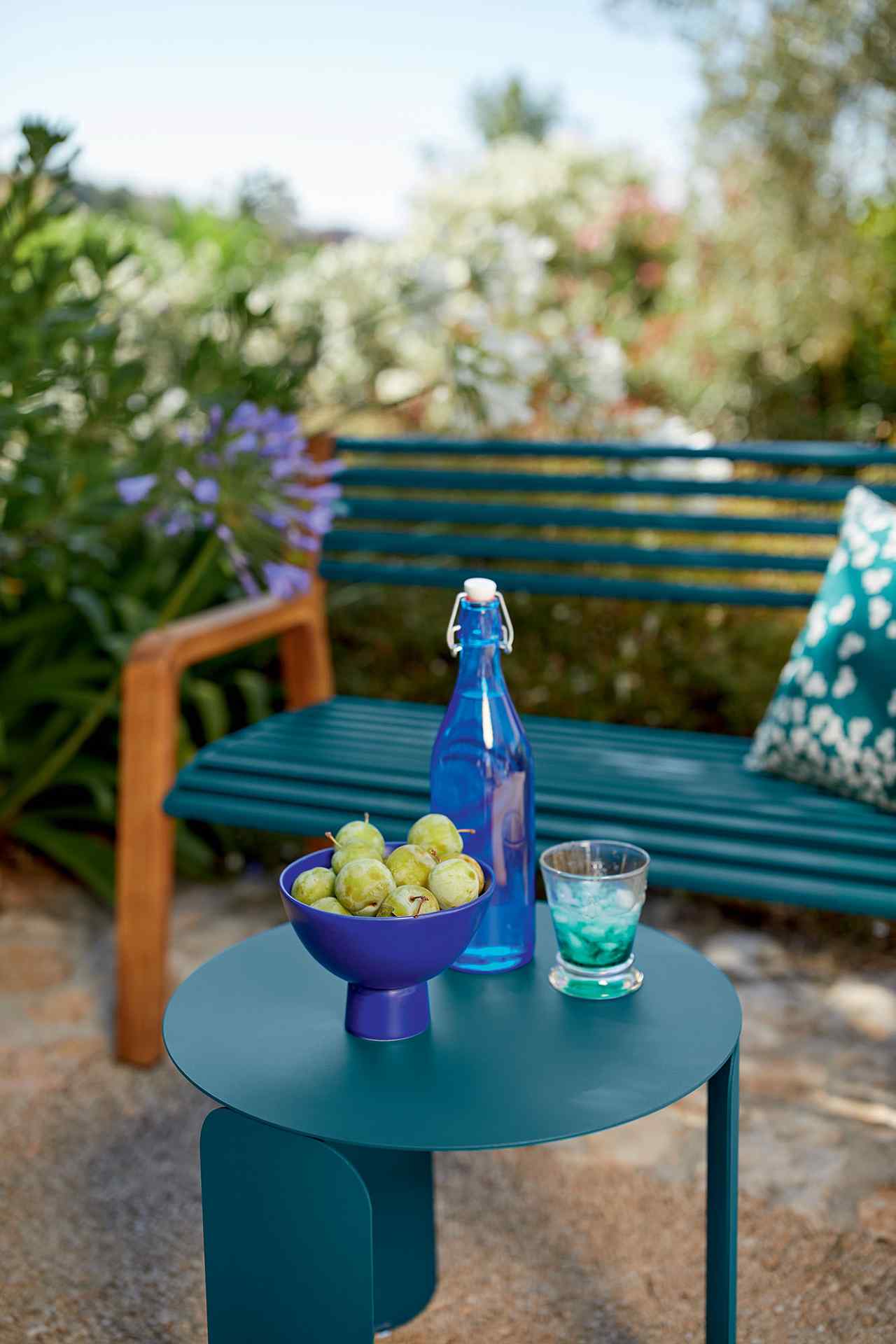 Bebop runder Couchtisch In- und Outdoor latte beige Ø 80 cm Höhe 32,5 cm Bebop runder Couchtisch In- und Outdoor latte beige Ø 45 cm Höhe 45,5 cm