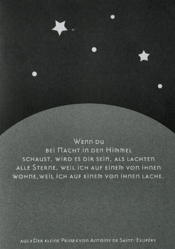 Trauerkarte Nachthimmel.jpg Trauerkarte „Sterne der Erinnerung“ – Kondolenzkarte mit Sternenhimmel-Motiv