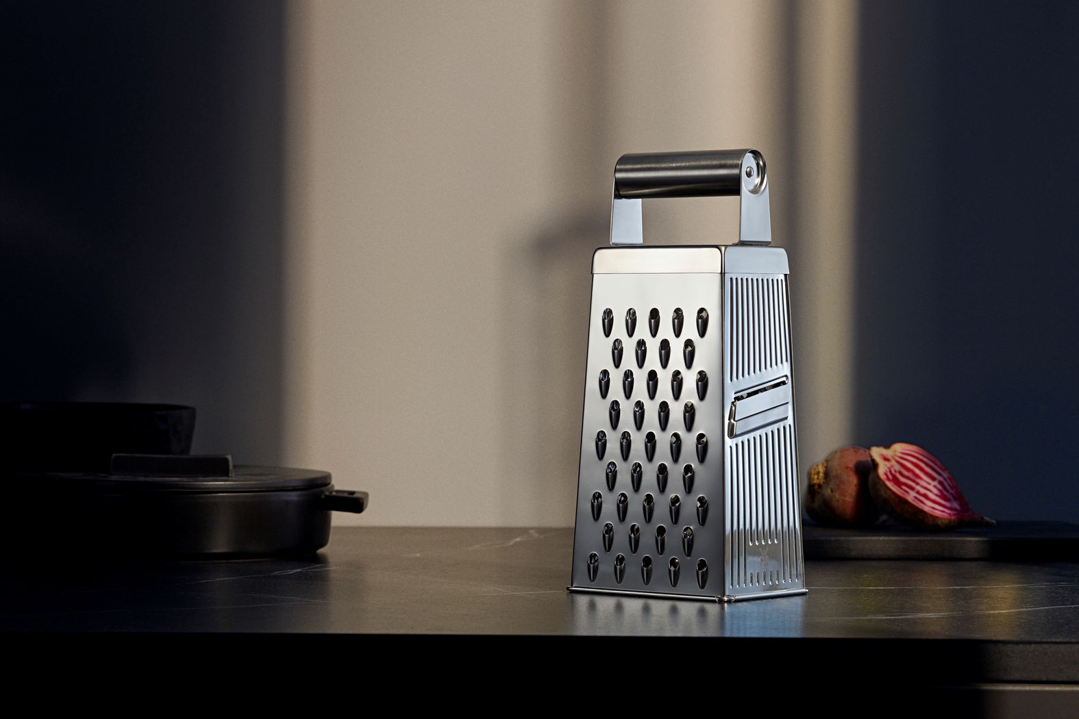 Vierkantreibe Edelstahl 10,5 x 24 cm – Reiben, Schneiden & Raspeln Vierkantreibe Edelstahl 10,5 x 24 cm – Reiben, Schneiden & Raspeln