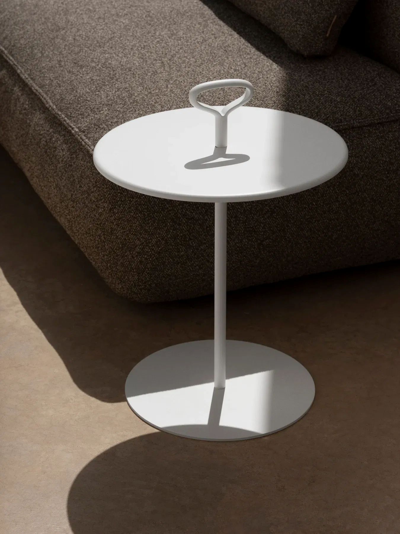 PORTER mobiler Outdoor-Beistelltisch - leichtes Aluminium Silk Grau