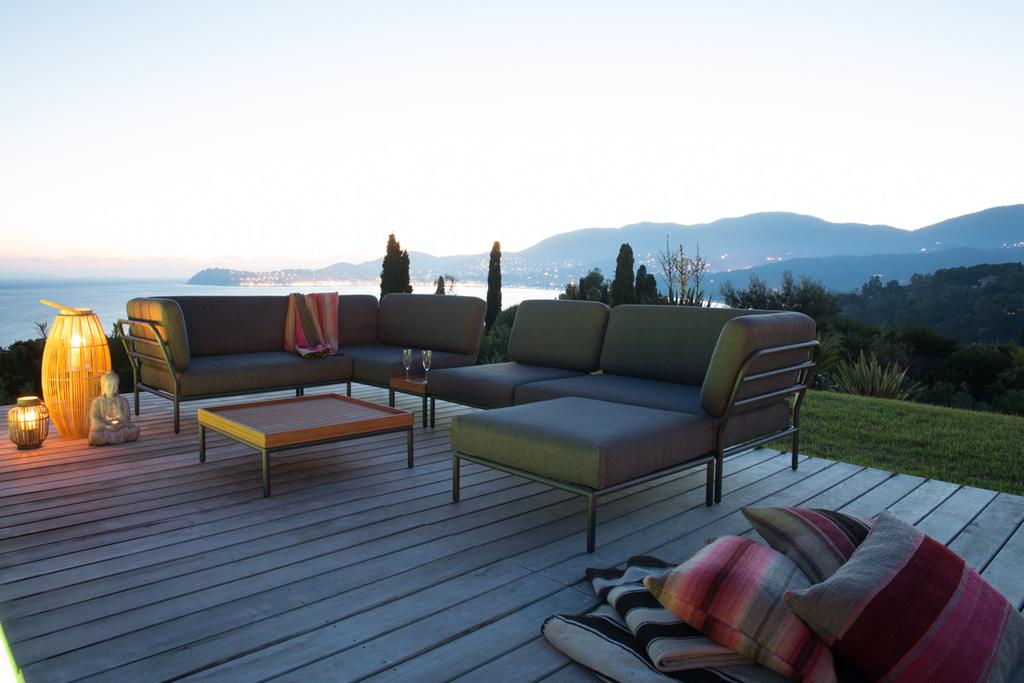 LEVEL Outdoor Ottoman Lounge-Modul 3 Sootygrau Dunkelgrau