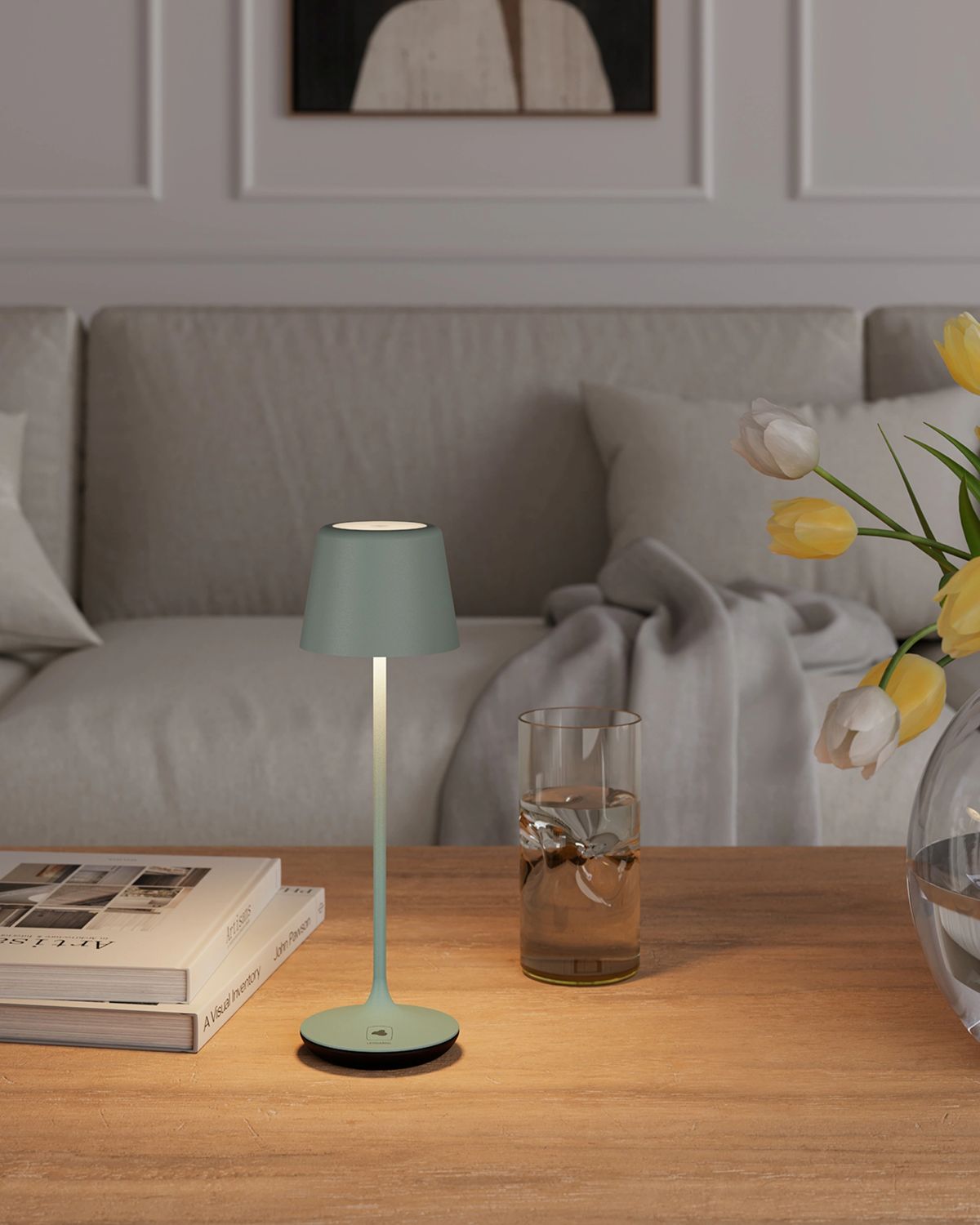 BARI Design Akku-Leuchte, mit Ladestation Grau