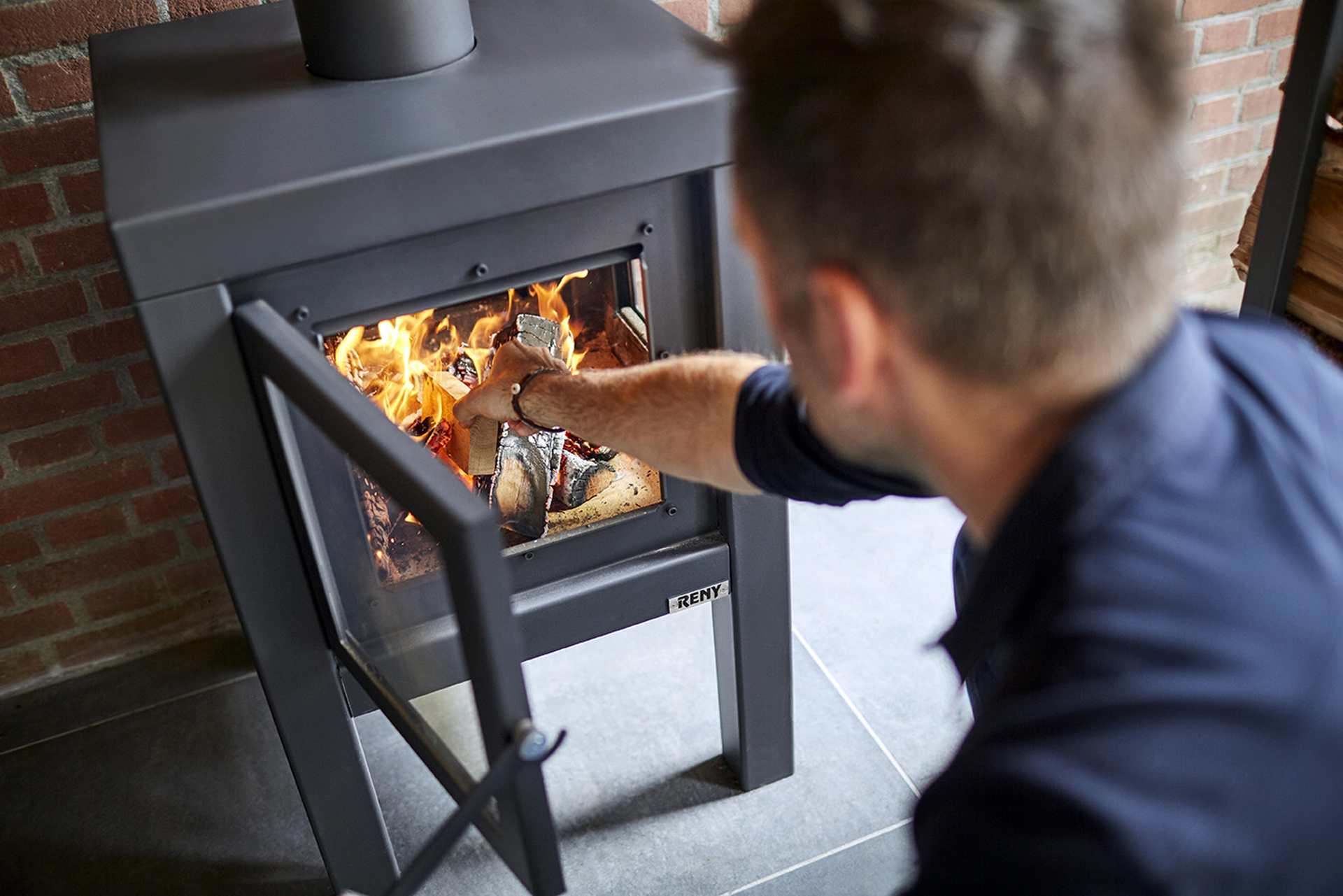 Quaruba Gartenofen Schwarz Mit Rollen XXL 4 Seiten Glas