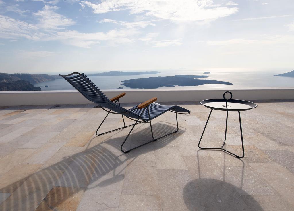 CLICK_Sunlounger-black_EYELET-black_HOUE_2043_low Liege Click Sunlounger Outdoor sand