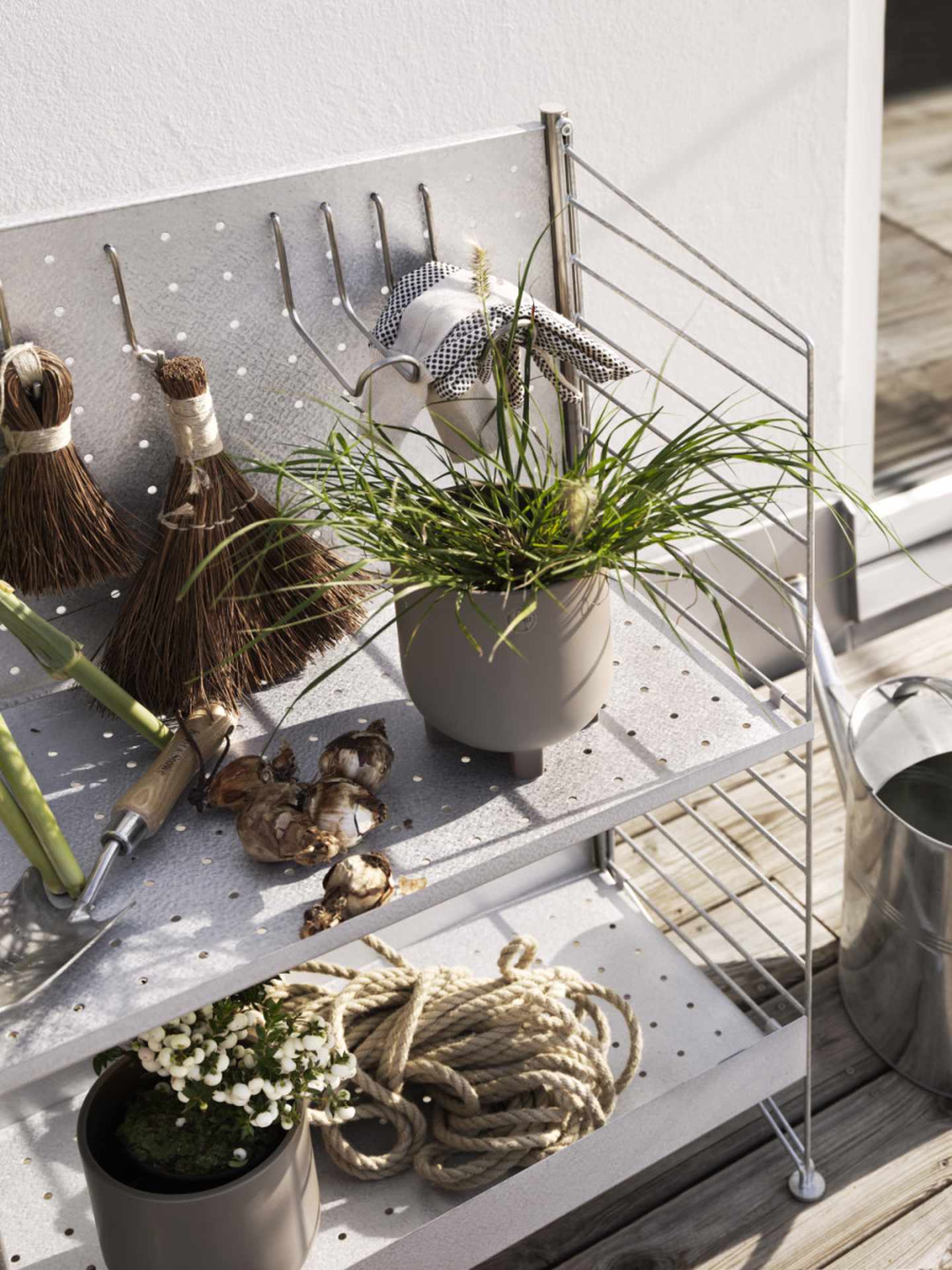 String System vertikaler Doppel-Haken 2er Set Edelstahl für freistehendes Regal Outdoor String System vertikaler Doppel-Haken 2er Set Edelstahl für freistehendes Regal Outdoor