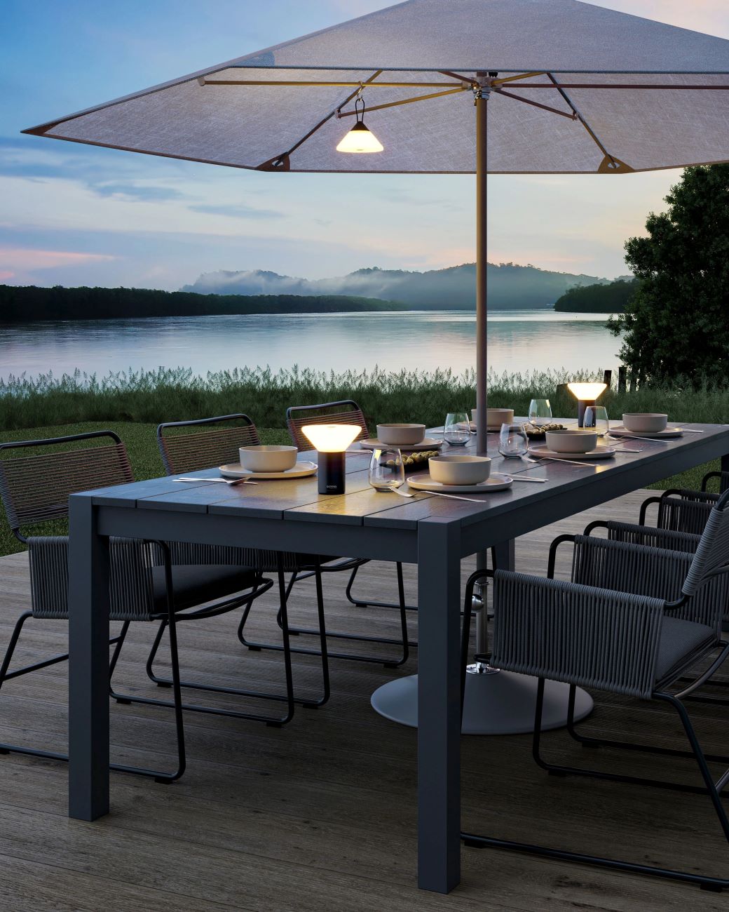 MIKONO Akku-Tisch-Pendelleuchte In- und Outdoor MIKONO Akku-Tisch-Pendelleuchte In- und Outdoor grau