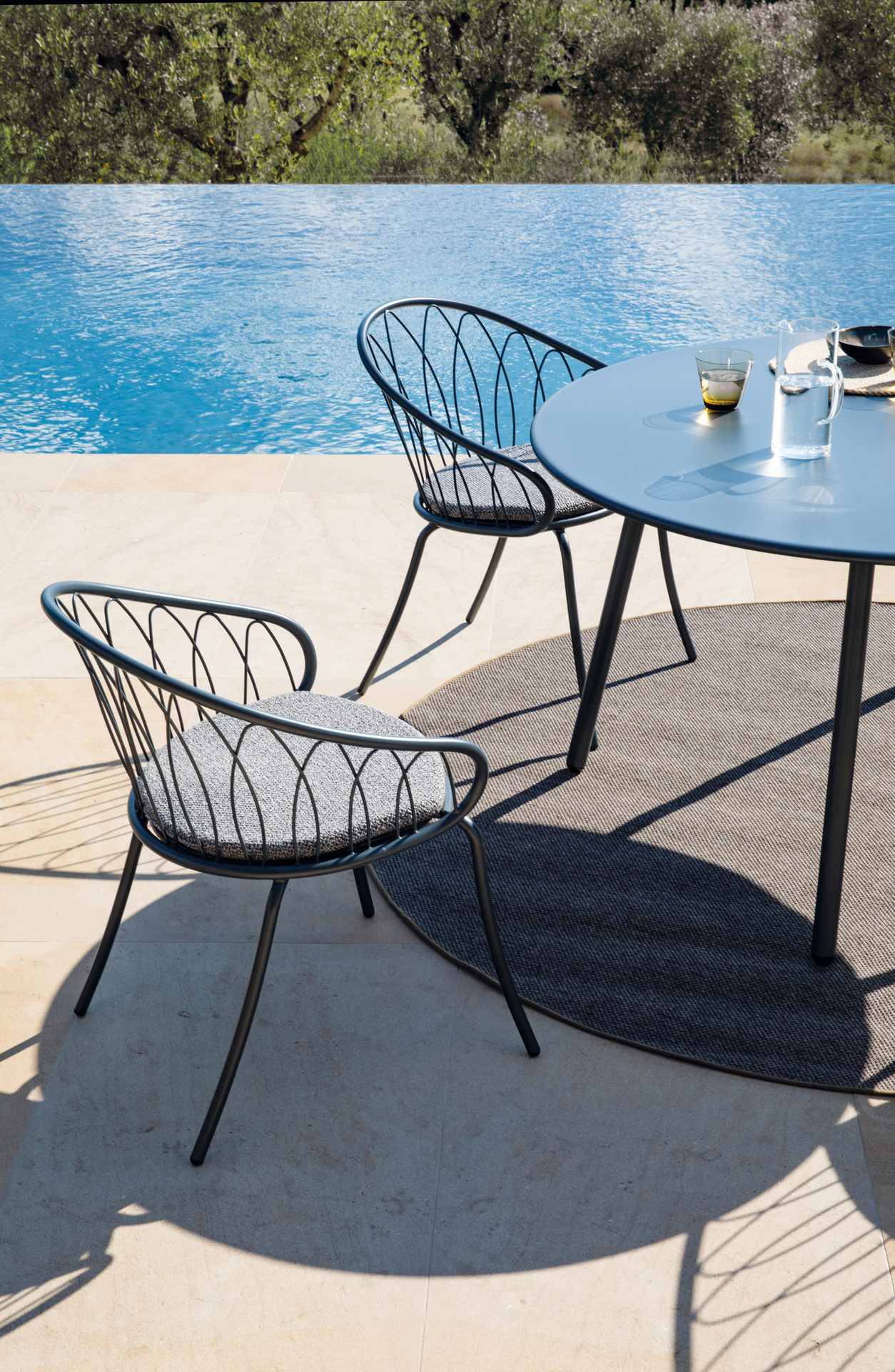 Flora Design Gartenstuhl mit Armlehne Sitzkissen für Flora Gartenstuhl Taupe