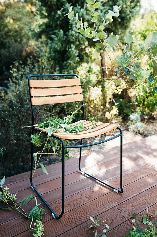 Surprising Teakstuhl