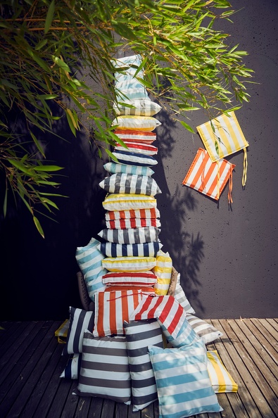 Kissen SOMNIA Kissen SOMNIA Streifen weiß/hellgrau 60 x 60 cm