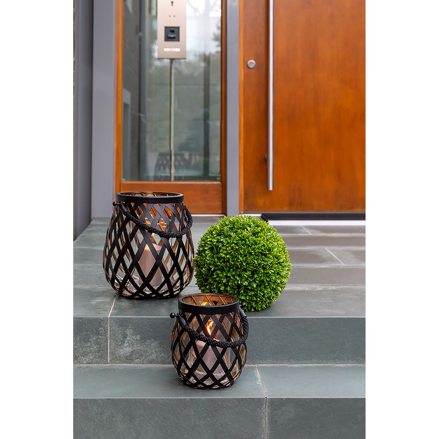 Otis Korbgeflecht Laterne schwarz Ø 33 cm, Höhe 33 cm mit Glaszylinder