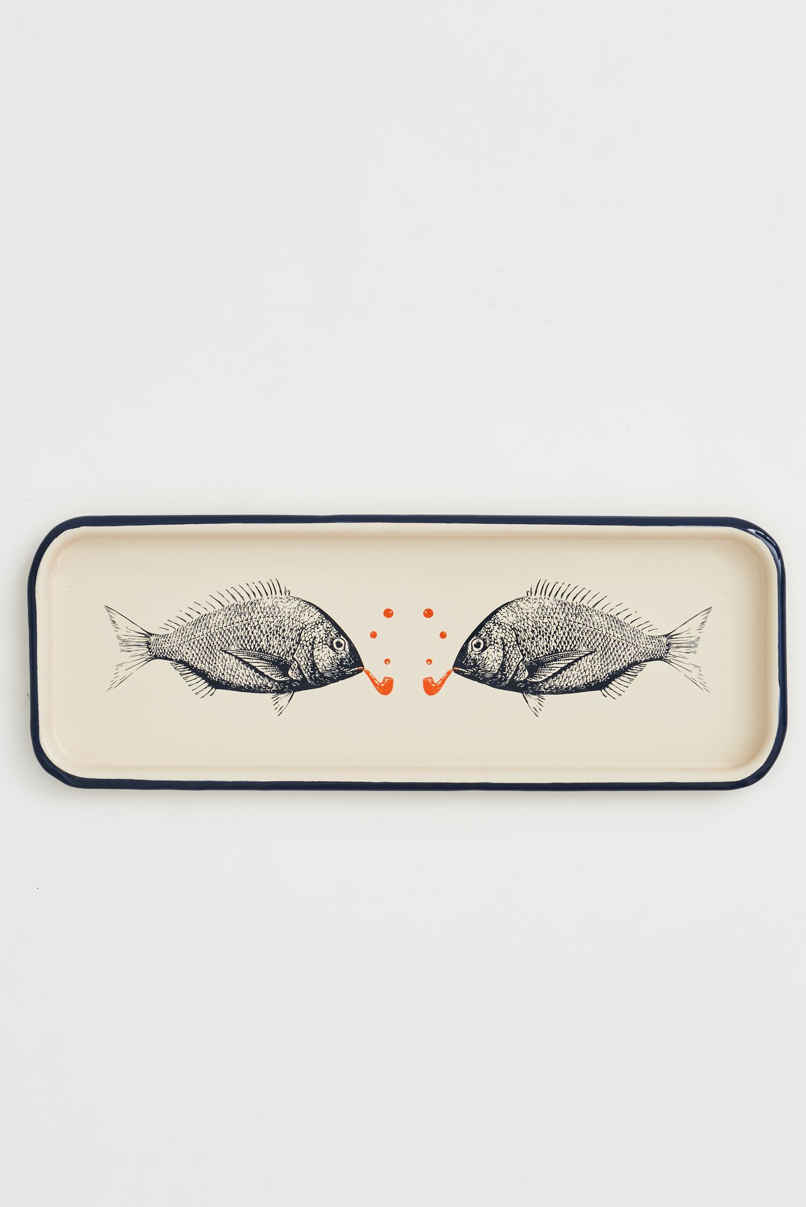 Rechteckiges Tablett aus Metall mit Fischmotiv Rechteckiges Tablett aus Metall mit Fischmotiv
