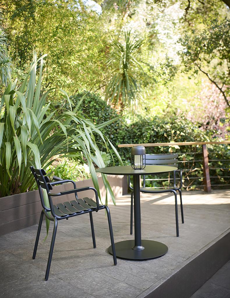 ALUA Outdoor Stuhl mit Armlehne