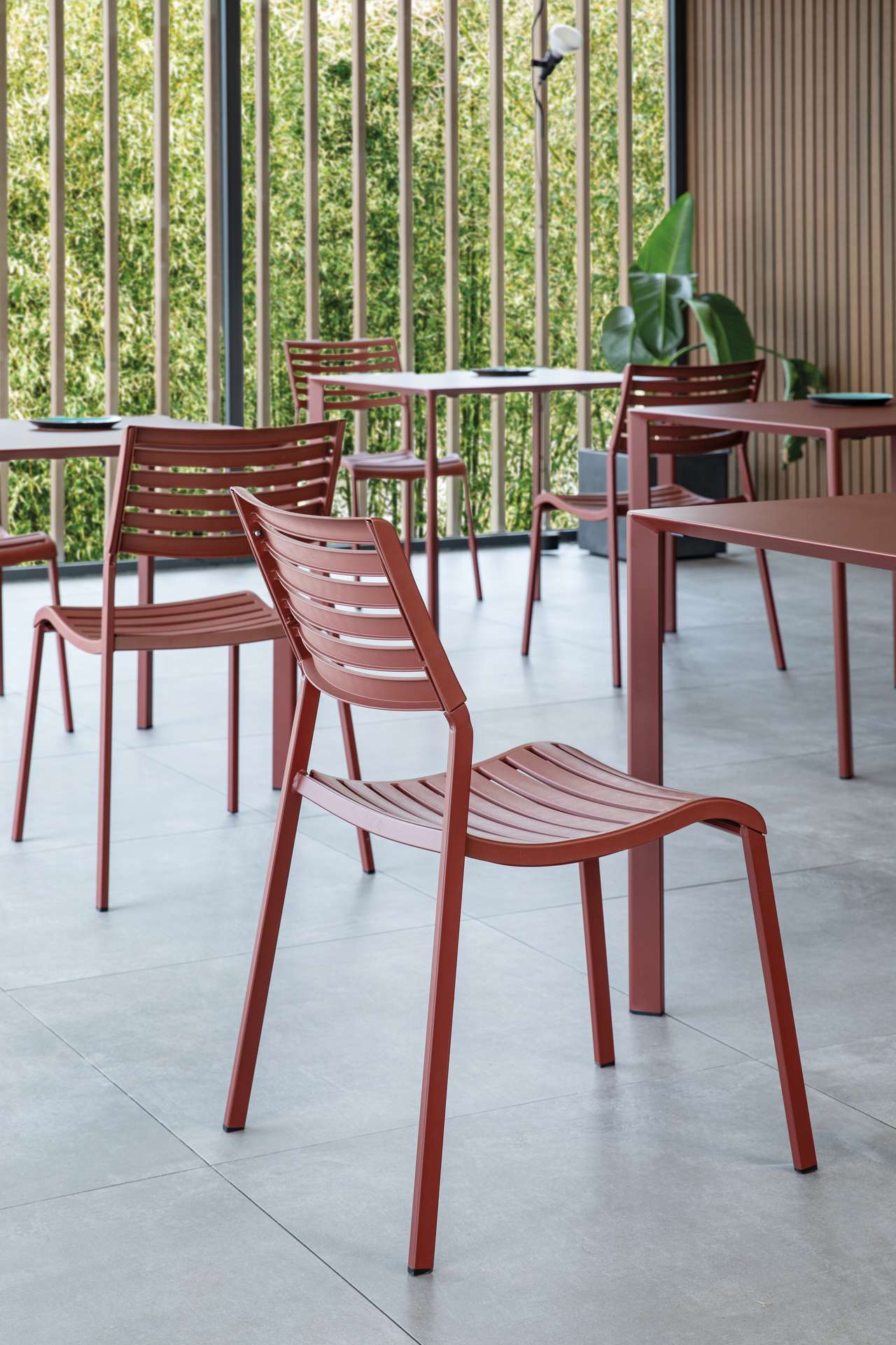 Nina moderner Gartenstuhl stapelbar Terrakotta