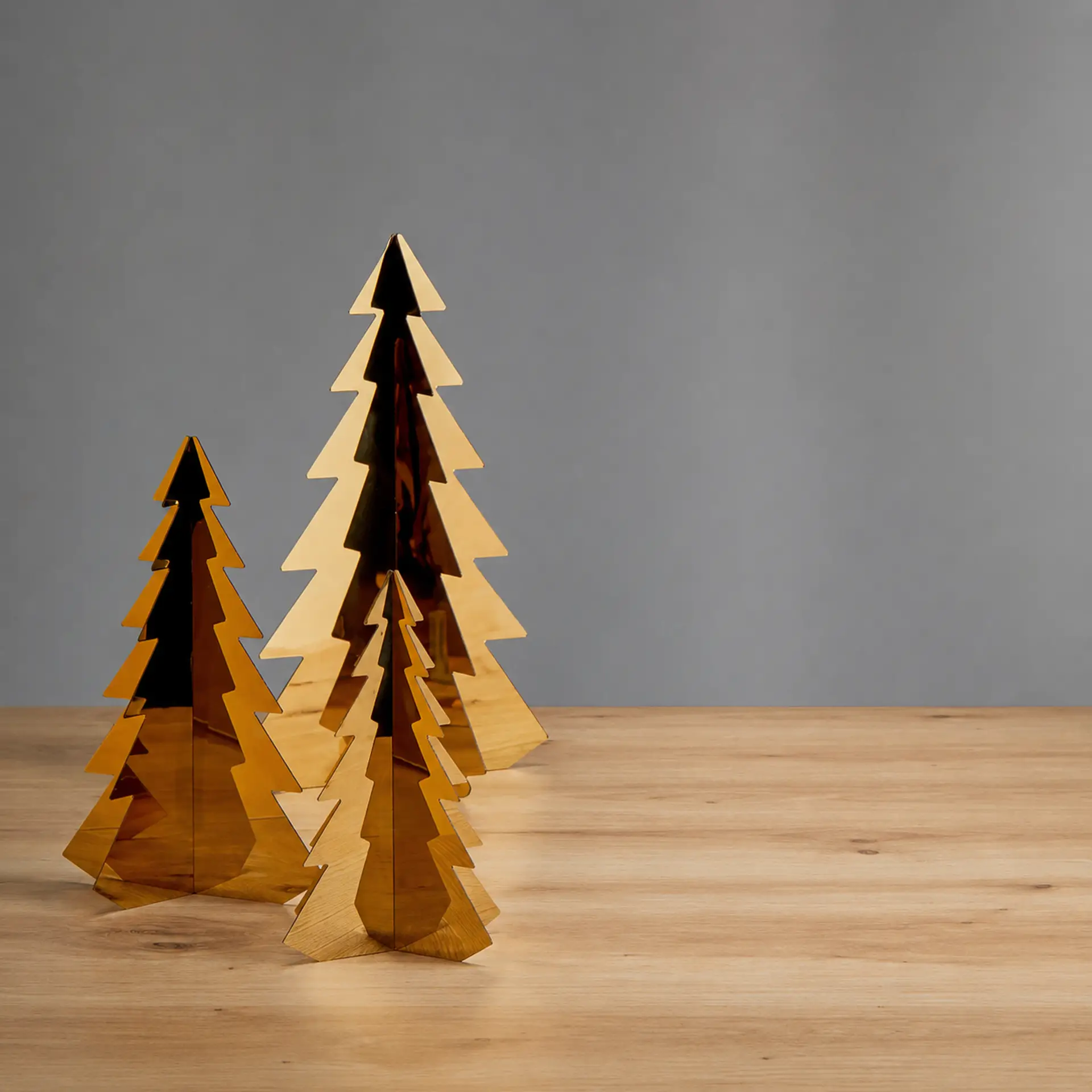 DE ORO kleiner Weihnachtsbaum vergoldeter Edelstahl