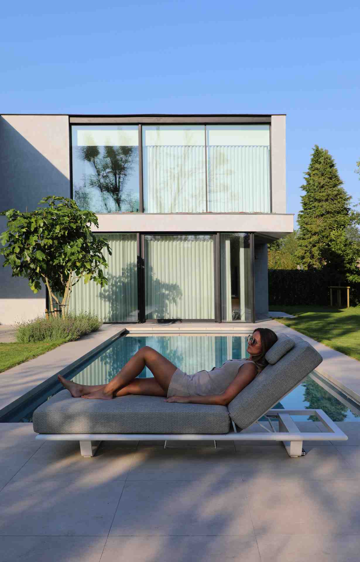 Twins Bequeme Einzel Sonnenliege Twins Bequeme Einzel Sonnenliege Kohle