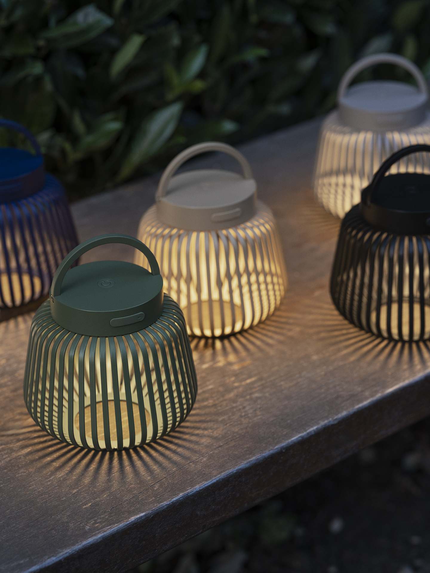 Kleine tragbare LED-Lampe LITO XS Schwarz Kleine tragbare LED-Lampe LITO XS Agave Green