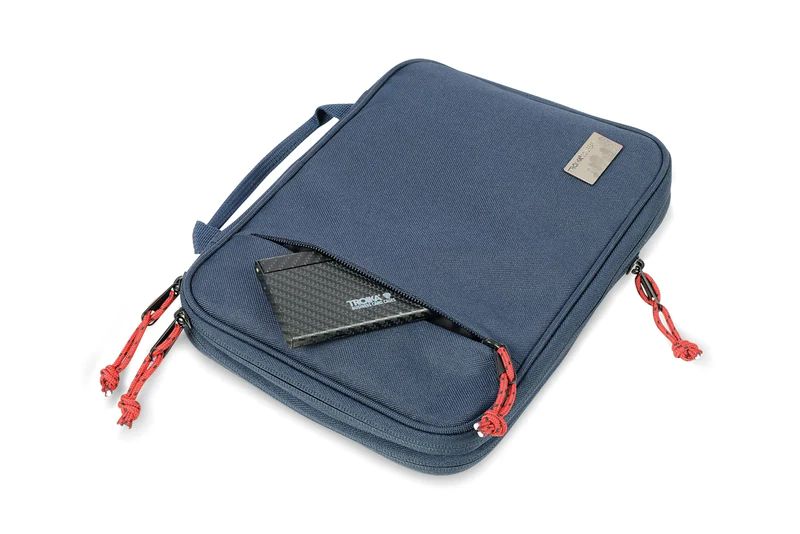 Kabeltasche GO URBAN TECH POUCH - für Elektronikzubehör aus rPET blau Kabeltasche GO URBAN TECH POUCH - für Elektronikzubehör aus rPET blau