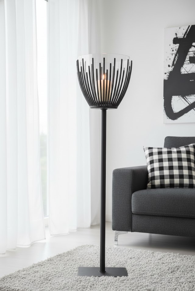 Eisen Windlicht Lars Höhe 120 cm Eisen Windlicht Lars Höhe 120 cm