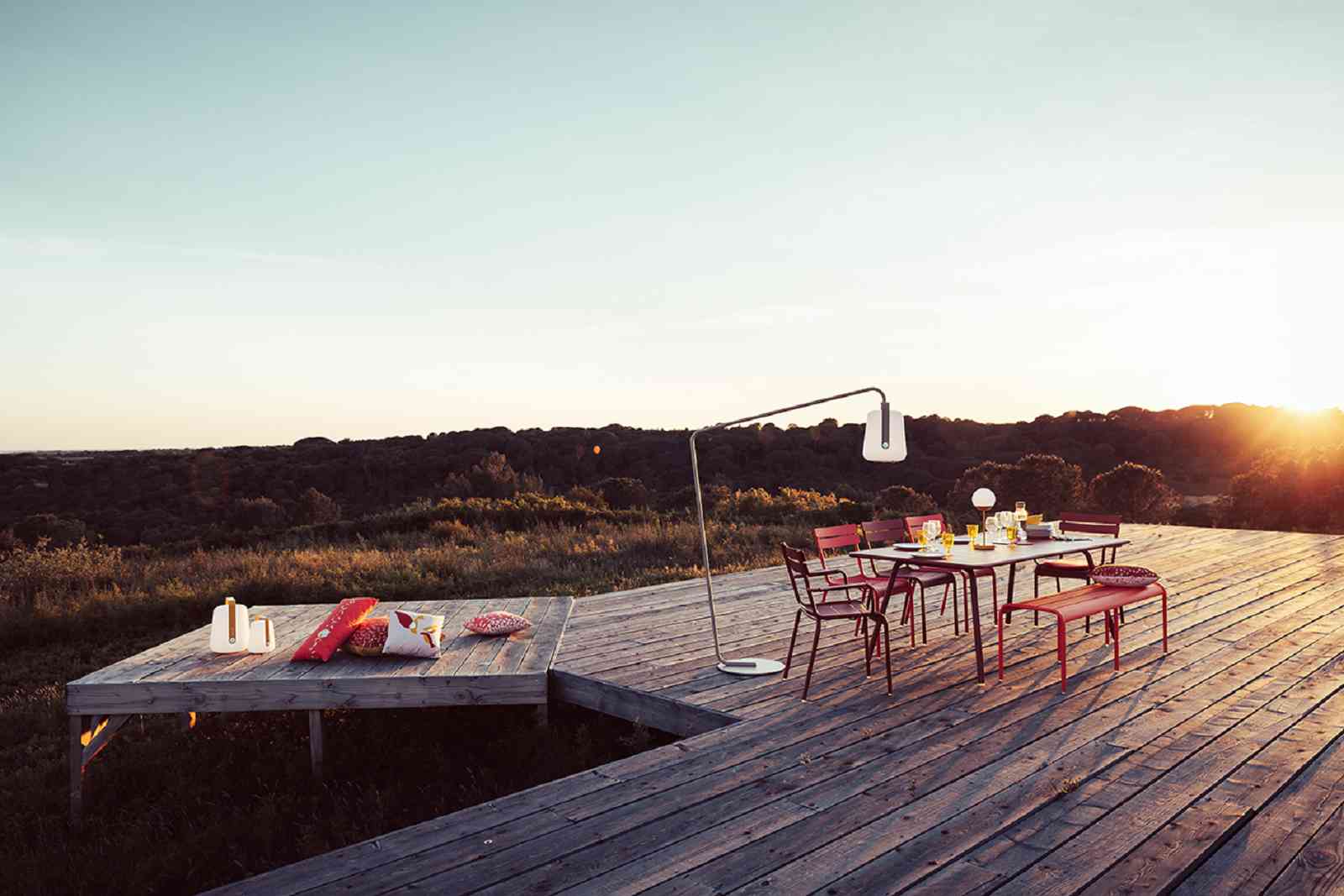 Luxembourg Bank 3/4-Sitzer Mohnrot Luxembourg Bank 3/4-Sitzer Latte Beige