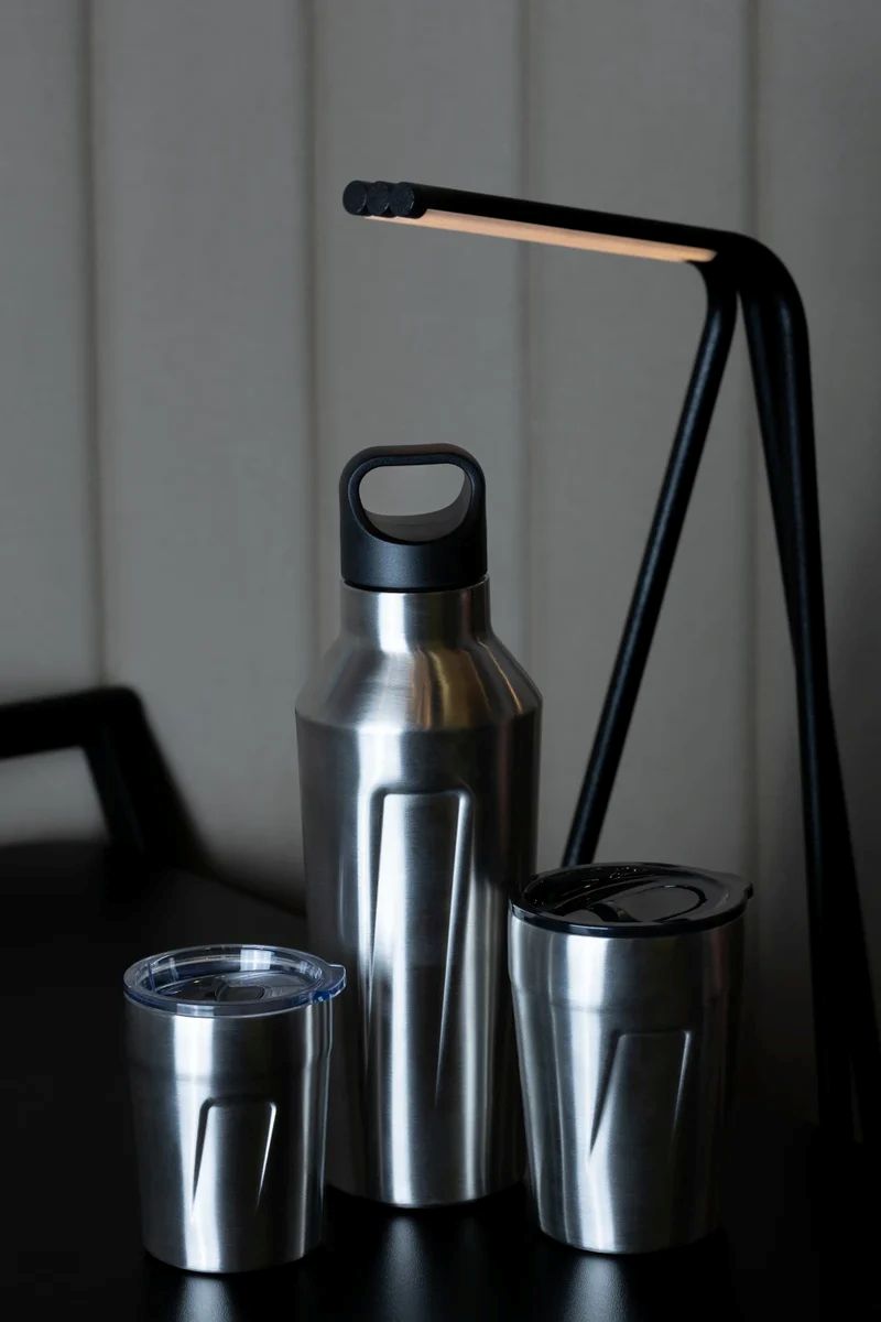 Thermoflasche 600 ml aus Edelstahl - doppelwandige Isolierung