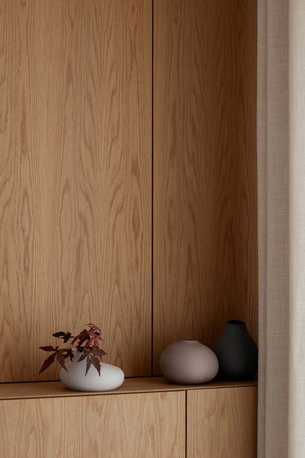 Nona Vasen blomus.jpg NONA Mini-Vasen im 3er-Set – Porzellan in drei Farben
