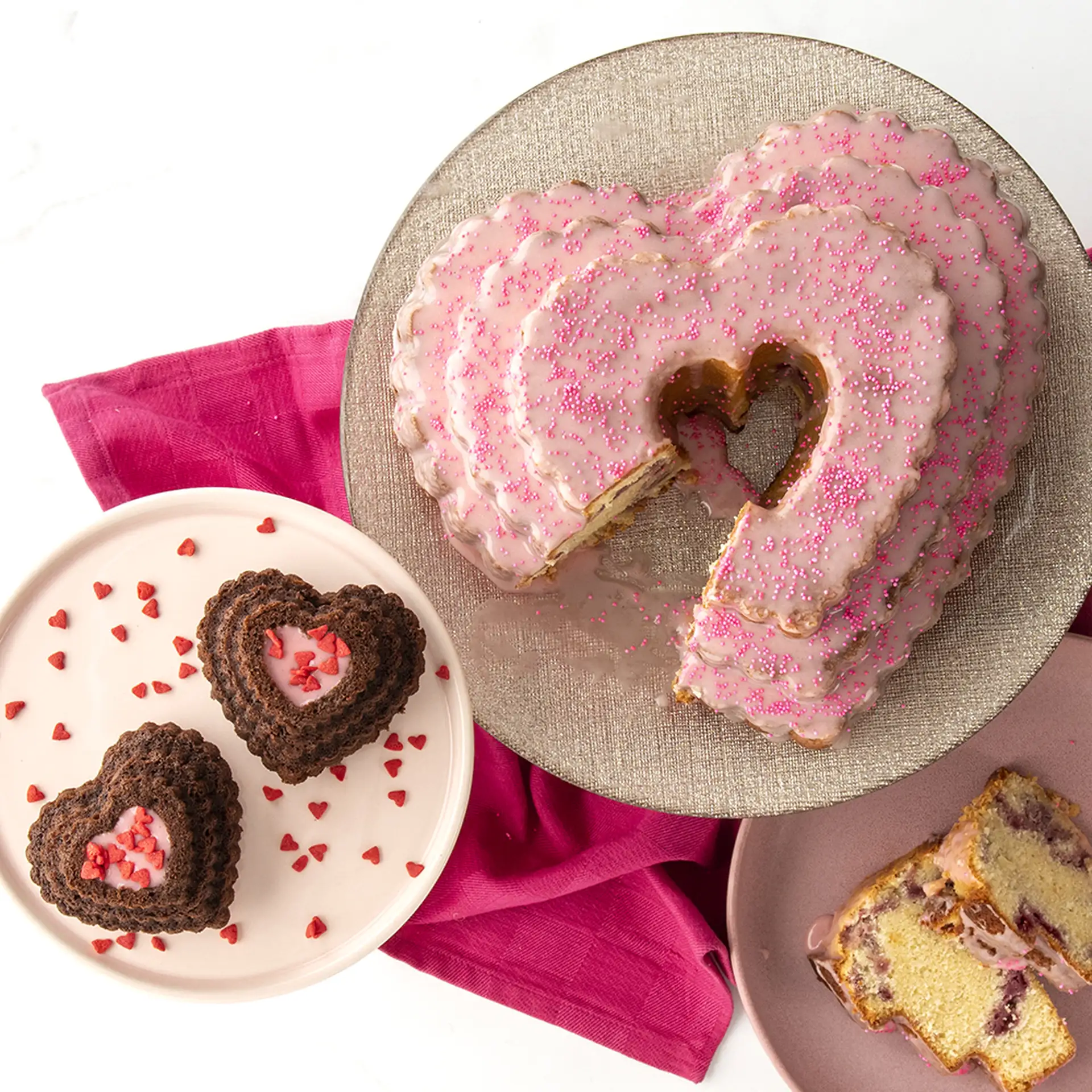 Mini Backform Tiered Heart Cakelet Pan - Herzform 6-fach