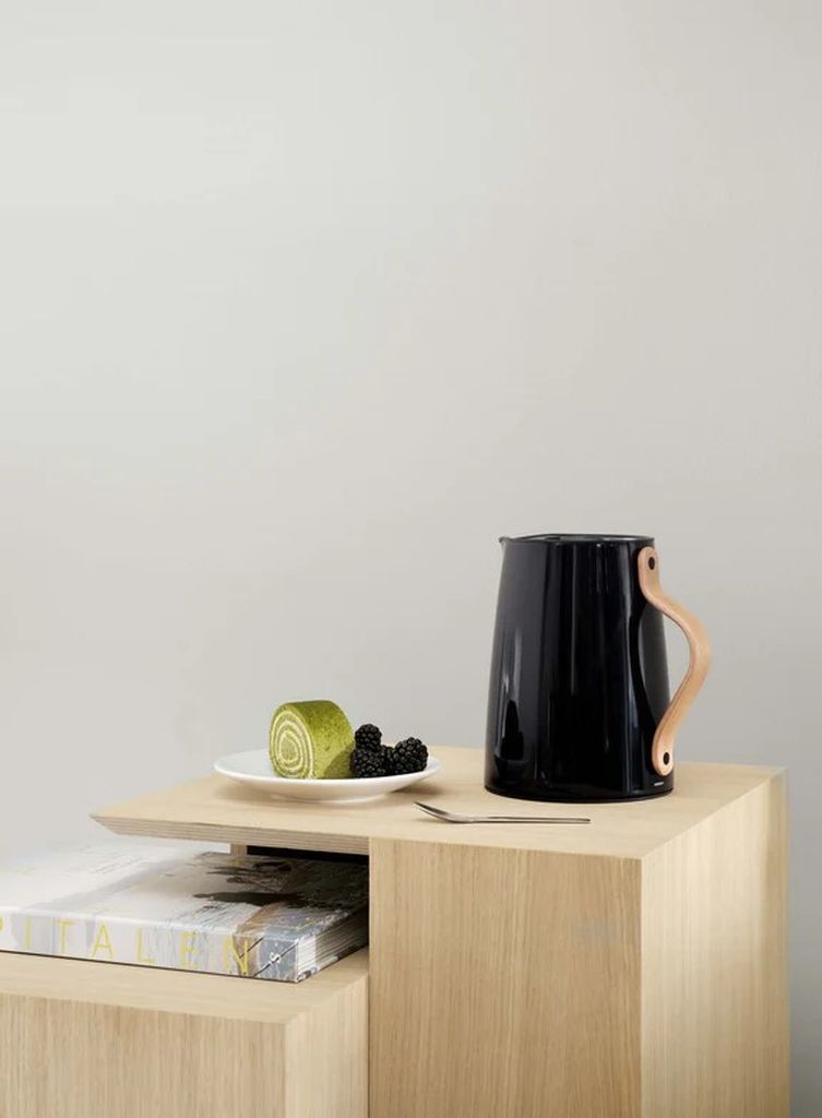 Emma Isolierkanne Tee black 1L