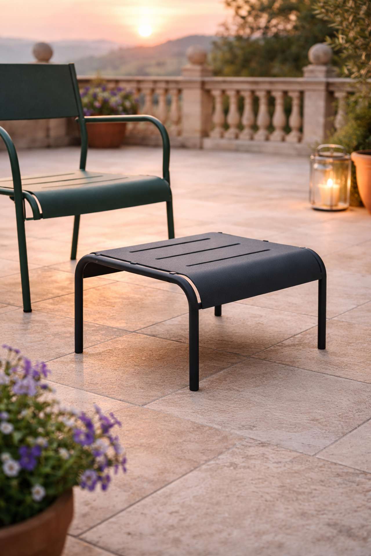 Vera Fußablage für Loungesessel Terracotta Vera Fußablage für Loungesessel Terracotta