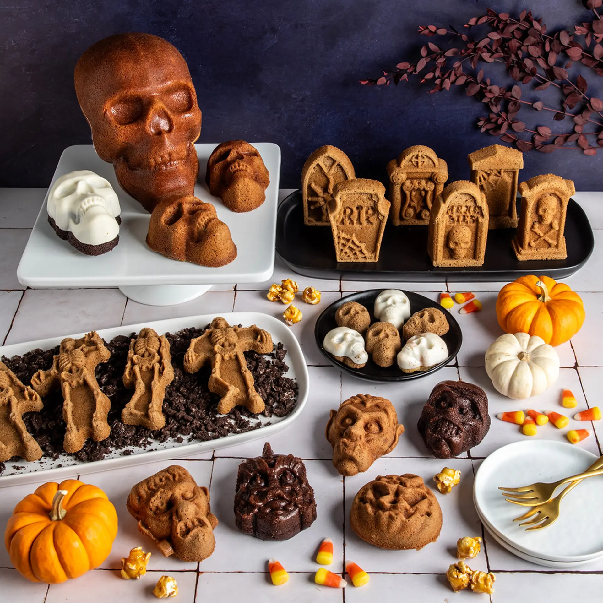 Grabstein Halloween Backformm Halloween_Group 91848.webp Totenkopf - Kuchenform (Halloween)