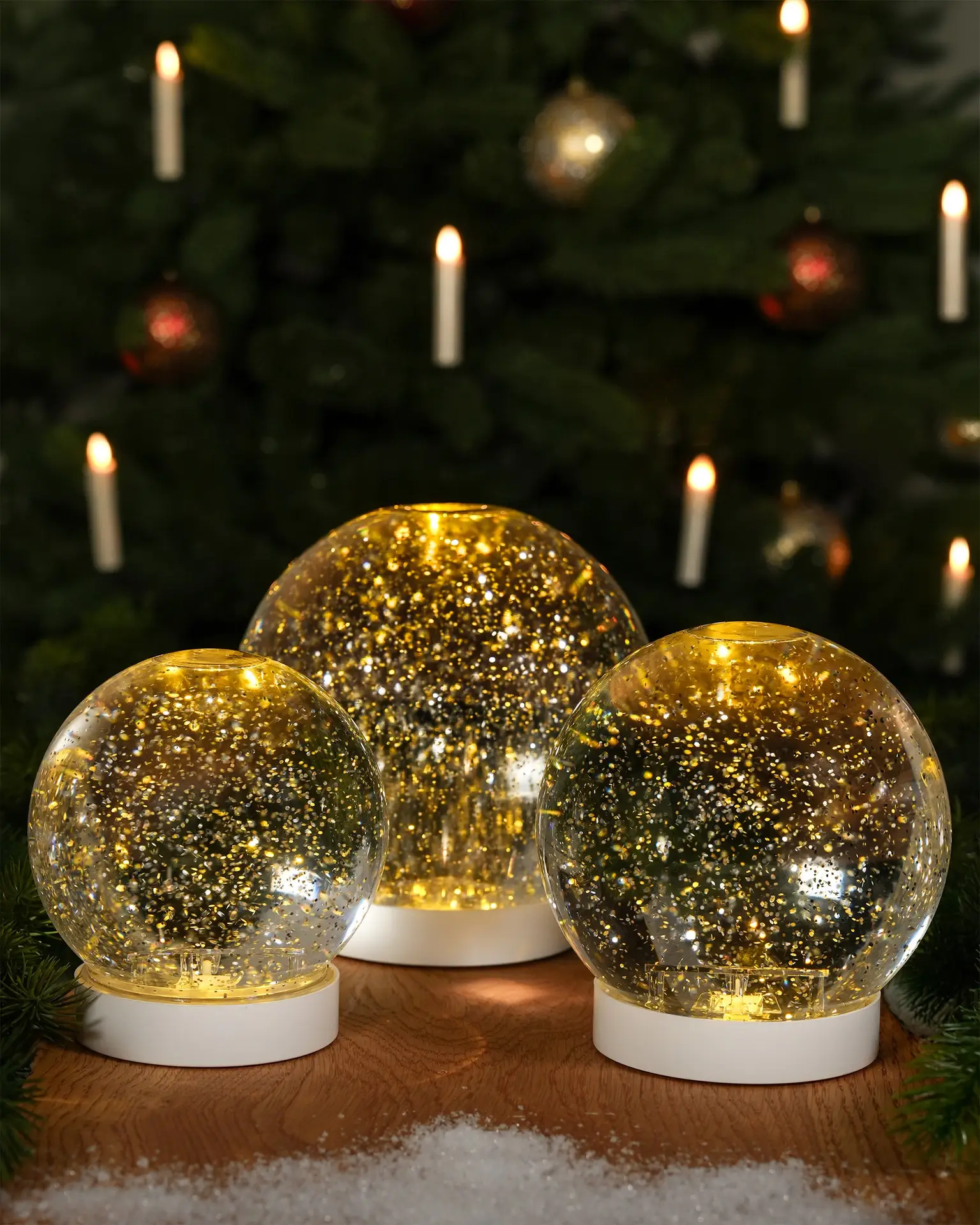 72446_1_glamor_bauble_dekoleuchte_1.webp GLAMOR BAUBLE - Dekoleuchte