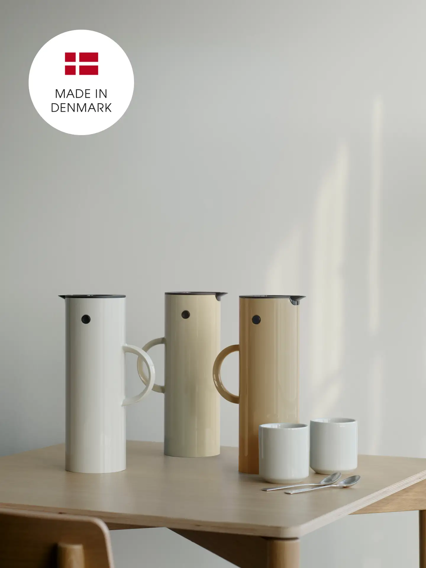 EM77 Isolierkanne 1L H 30cm