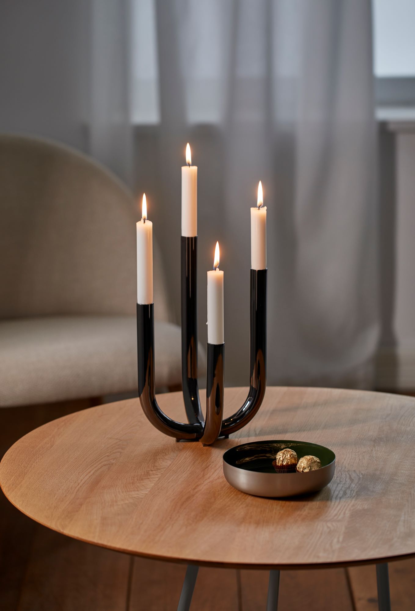 Festive moderner Stabkerzenhalter schwarz verchromt